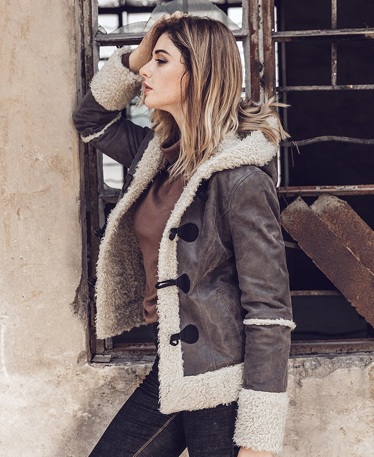 Women’s Hood Real fur shearling Genuine Leather Jacket