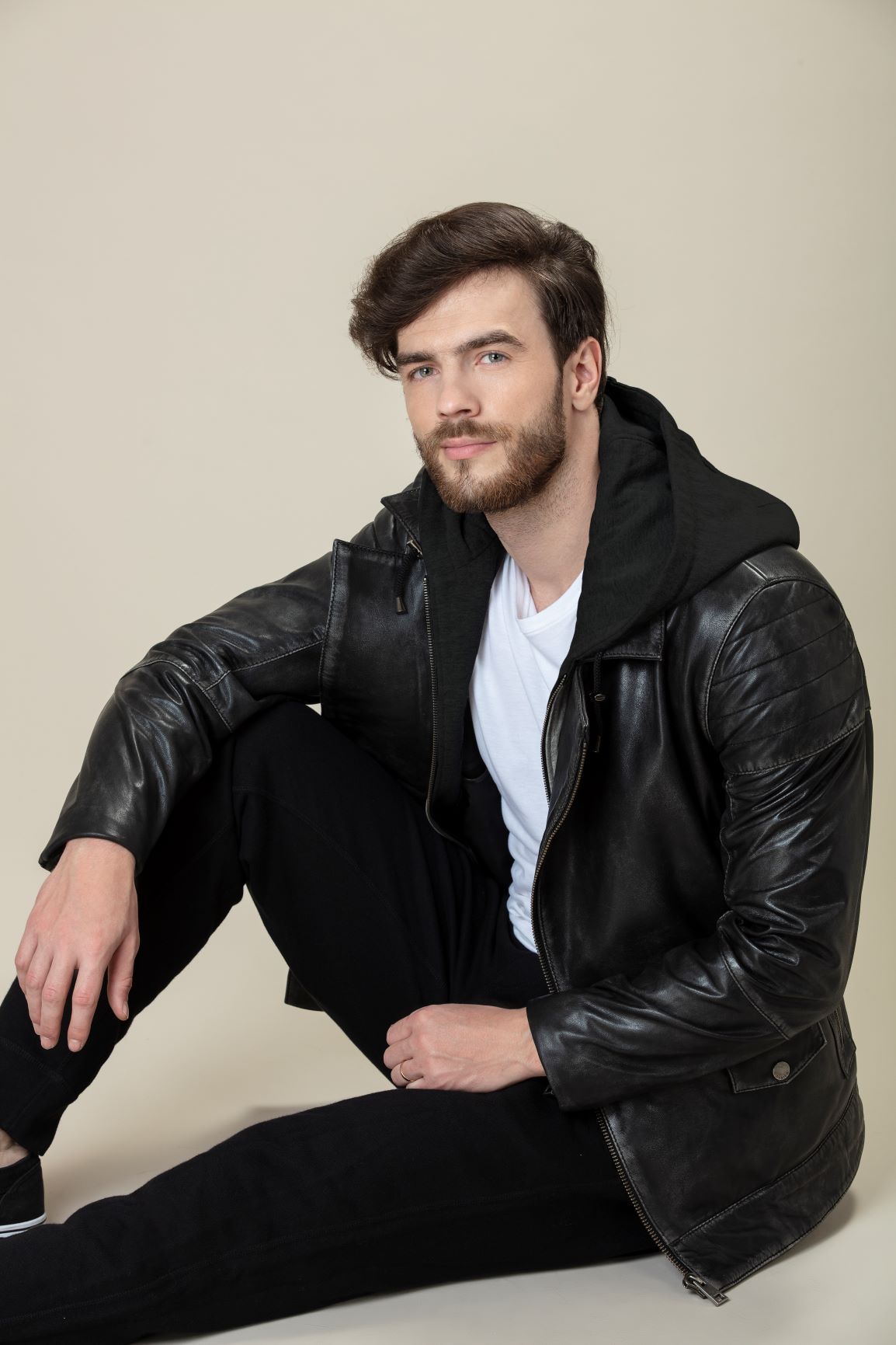 Hoodie Bomber Fit Leather Jacket