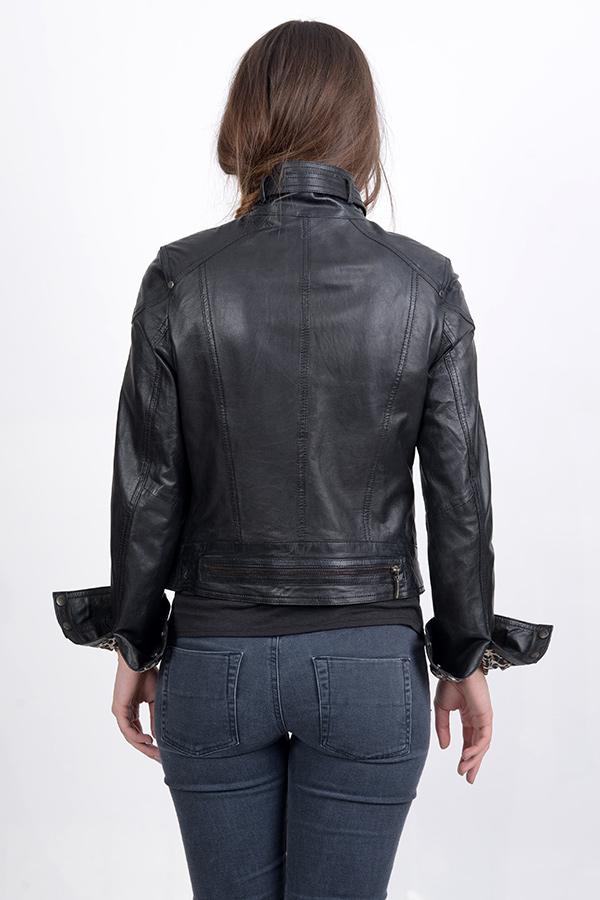 Body Fit Bomber Leather Jacket